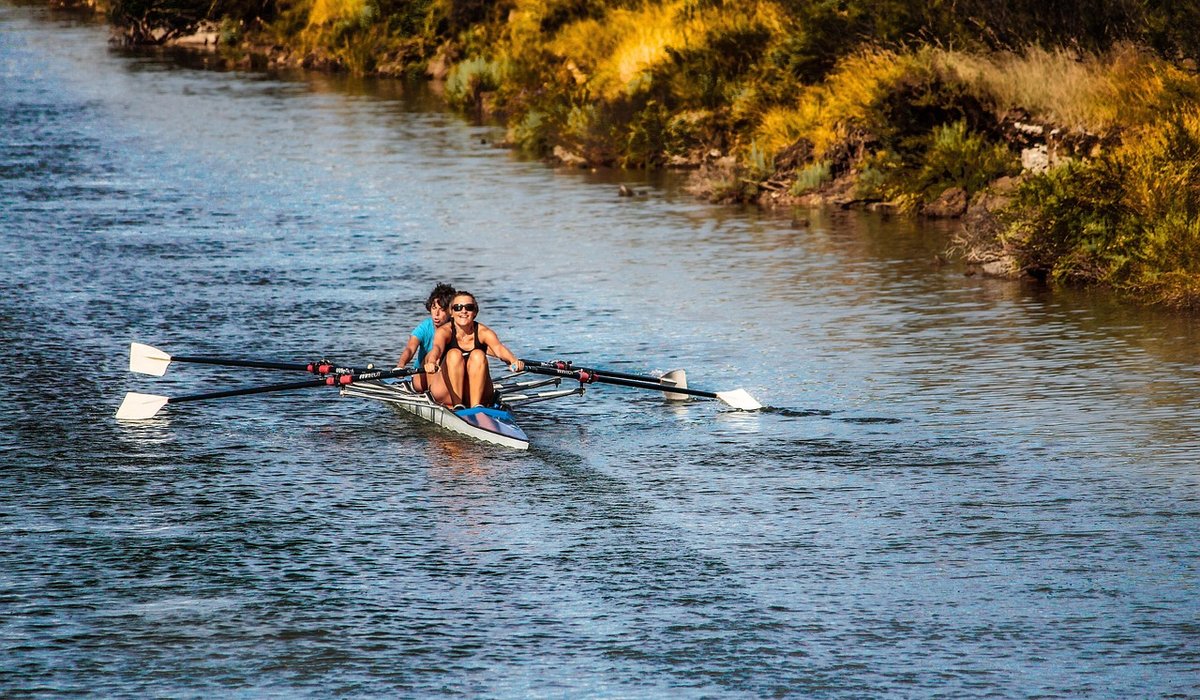 Choosing Moorings: Marina, Online or Towpath?
